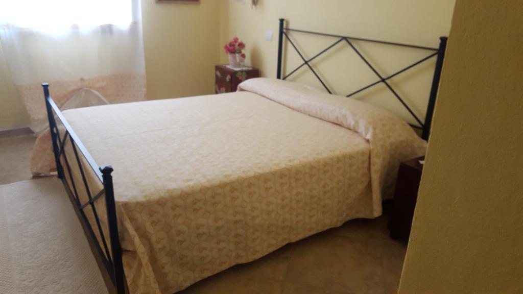 Villa Renzo E Lucia Sant Isidoro  Extérieur photo