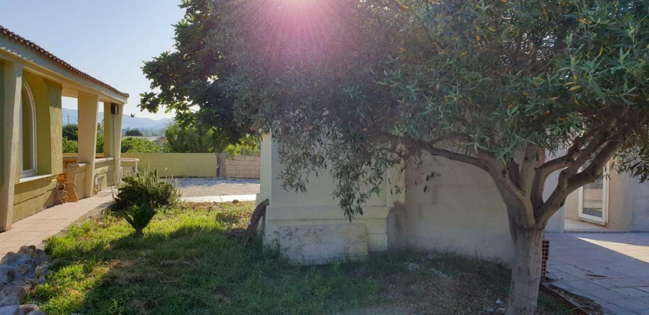 Villa Renzo E Lucia Sant Isidoro  Extérieur photo