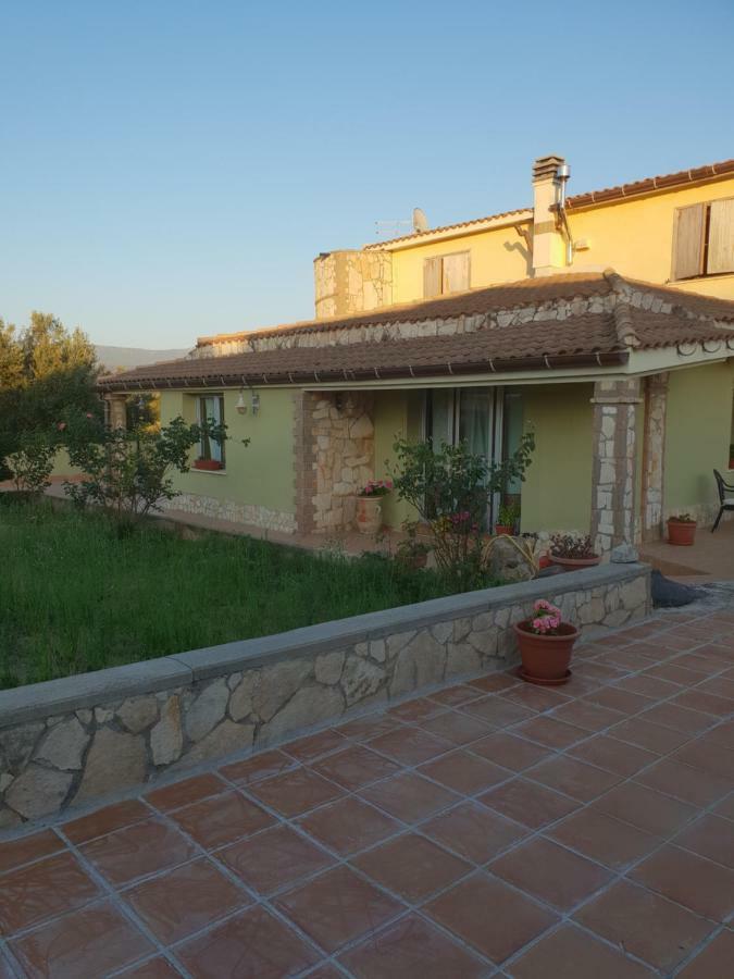 Villa Renzo E Lucia Sant Isidoro  Extérieur photo